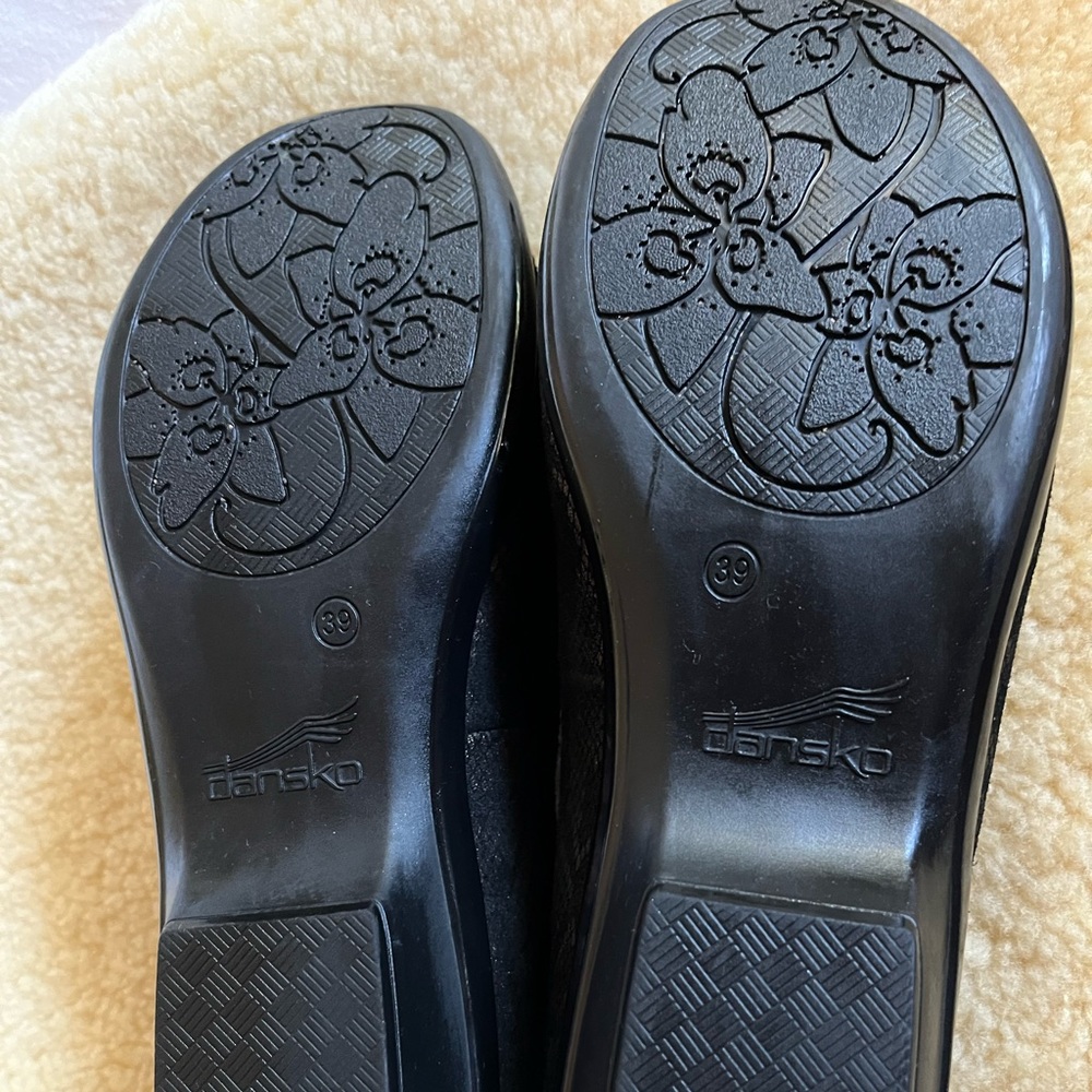 Dansko flats - Picture 4 of 4
